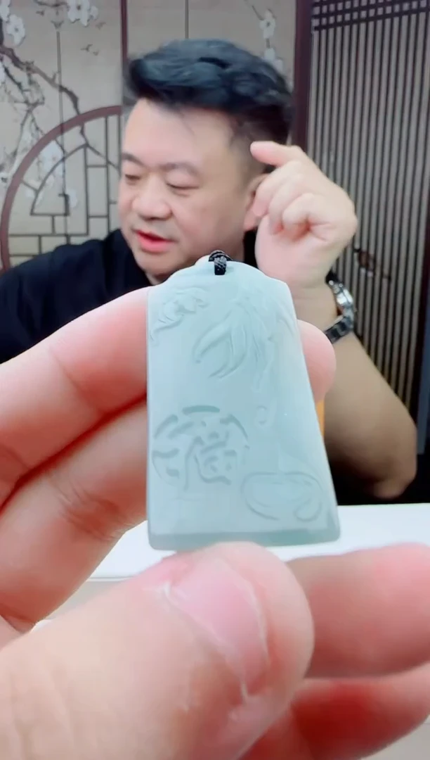 颈饰未镶嵌翡翠多样性发其一