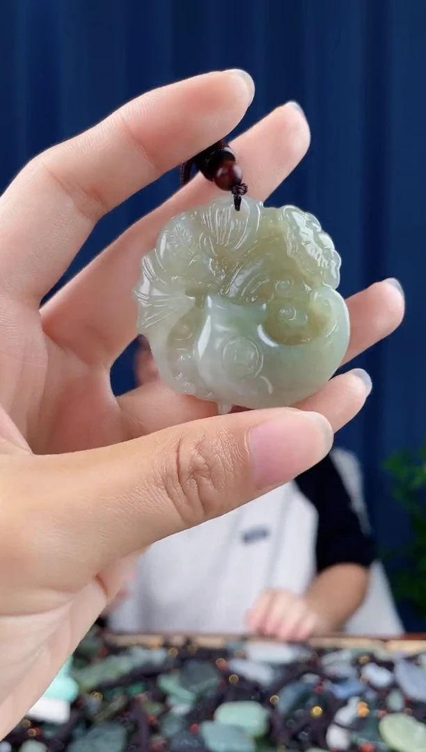 未镶嵌和田玉挂件拍一发一，多样性发货
