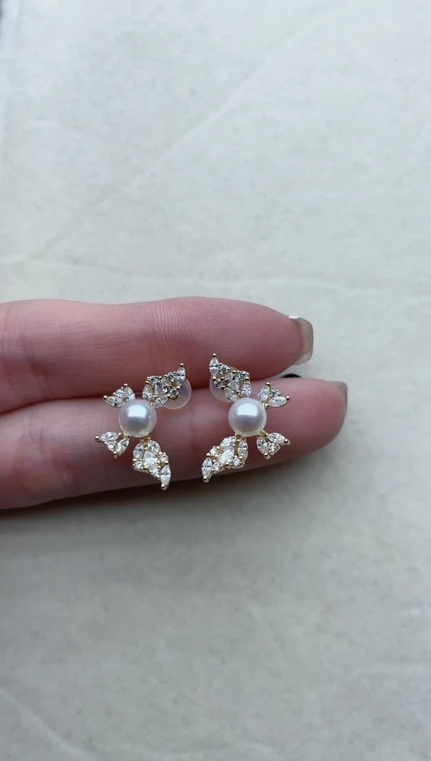 【闪购商品】淡水珍珠耳饰银S925镶嵌124