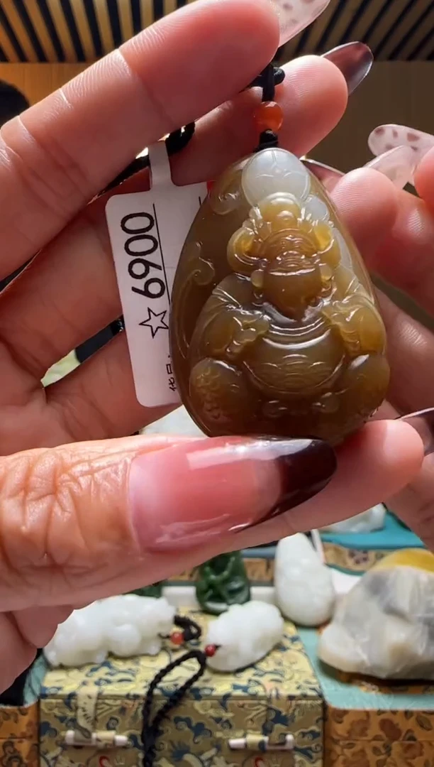 颈饰未镶嵌和田玉0