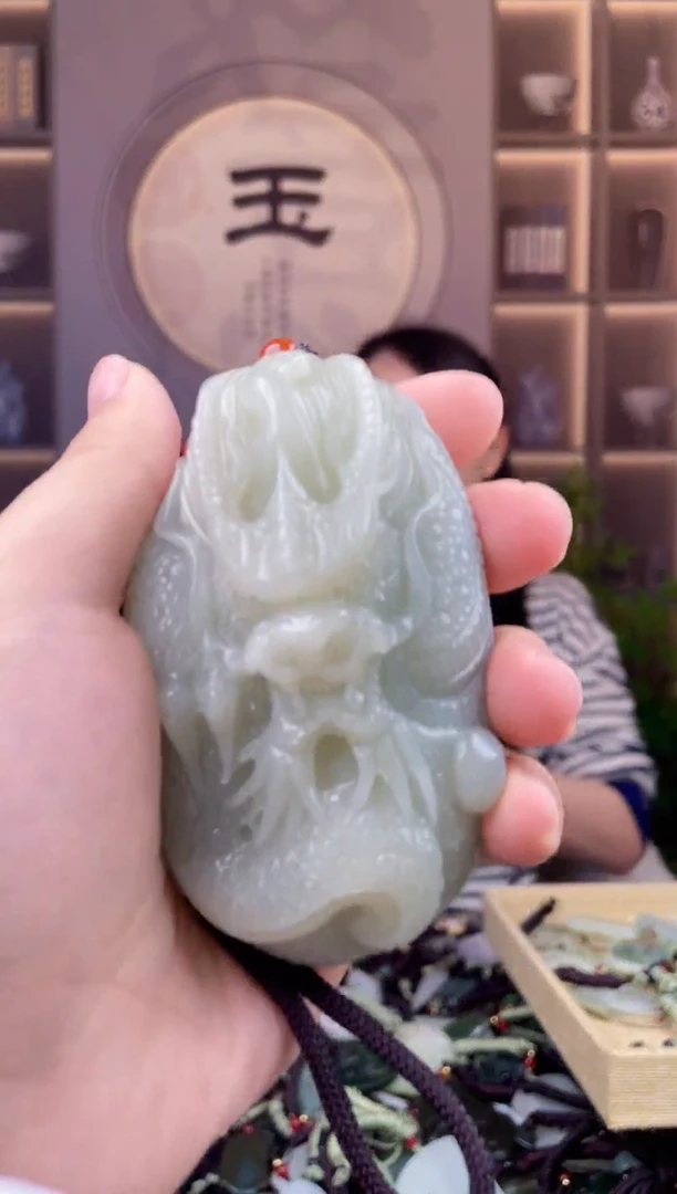 颈饰未镶嵌和田玉拍一发一，多样性发货