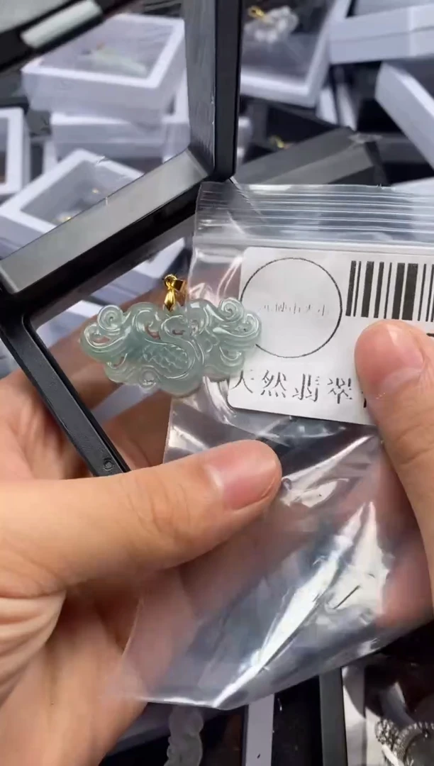 吊坠(不含链)未镶嵌翡翠2088