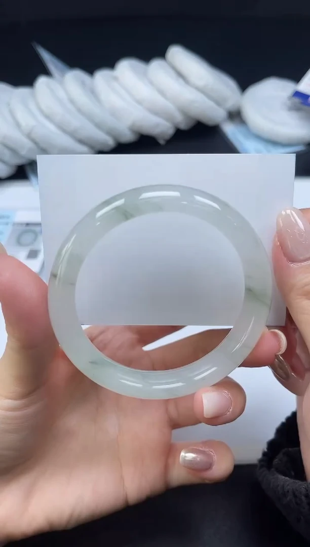 未镶嵌手镯石英质玉047-54