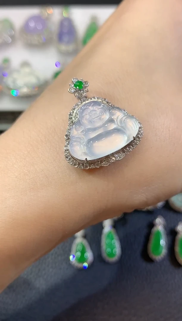 翡翠18K金镶嵌吊坠(不含链)C1