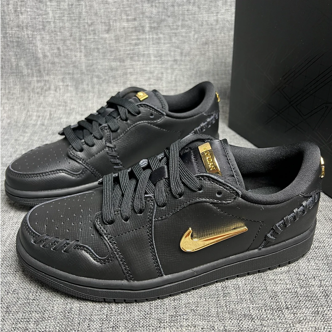 Air Jordan 1 Low男女同款鞋黑金色低帮复古运动休闲板鞋官方正品