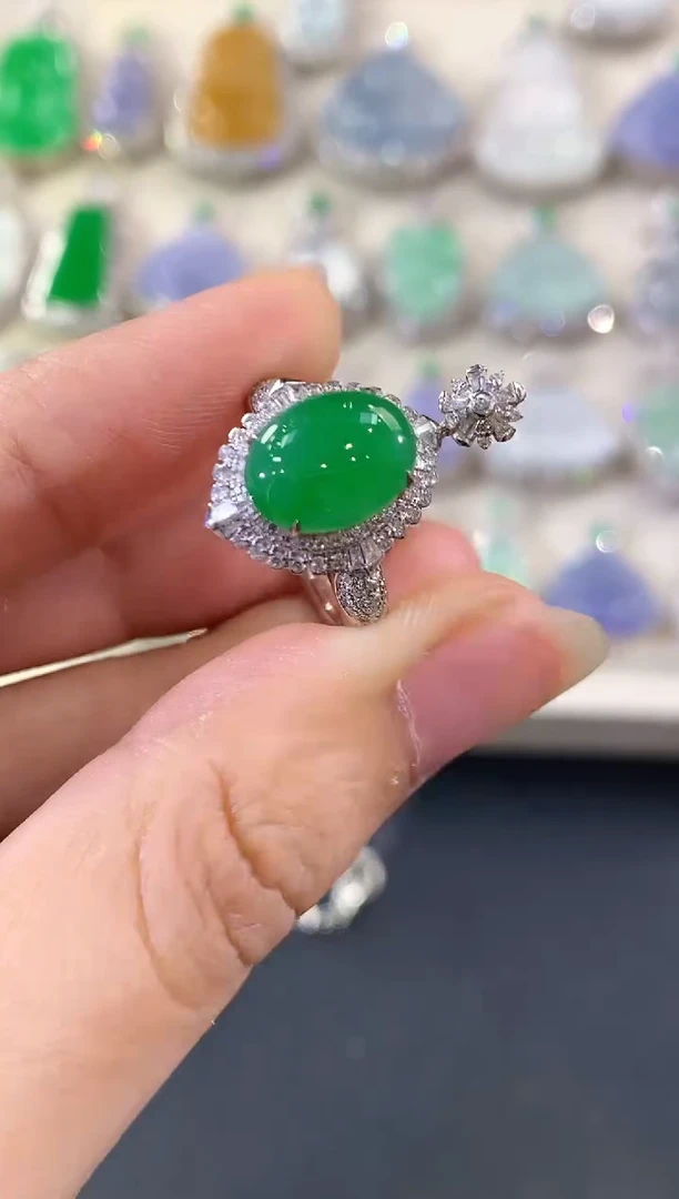 翡翠戒指18K金镶嵌B239