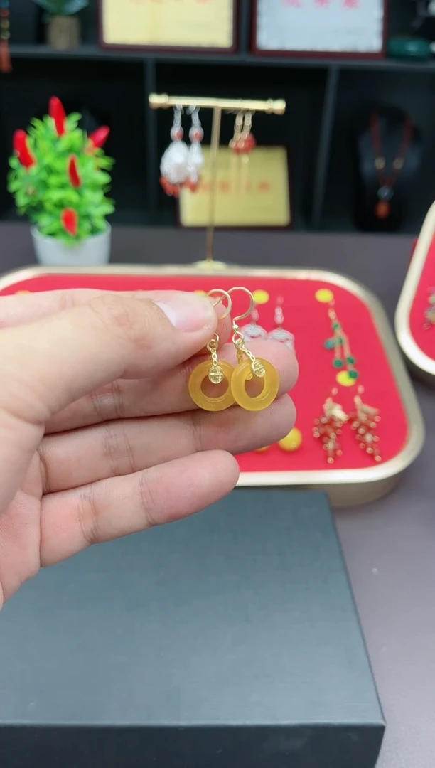 【闪购商品】玛瑙/玉髓耳钉银S925镶嵌722000