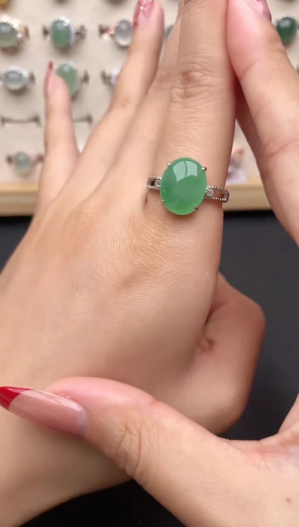 【闪购商品】翡翠戒指银S925镶嵌一物一证一礼盒