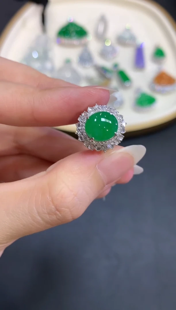 翡翠戒指18K金镶嵌W55|18800