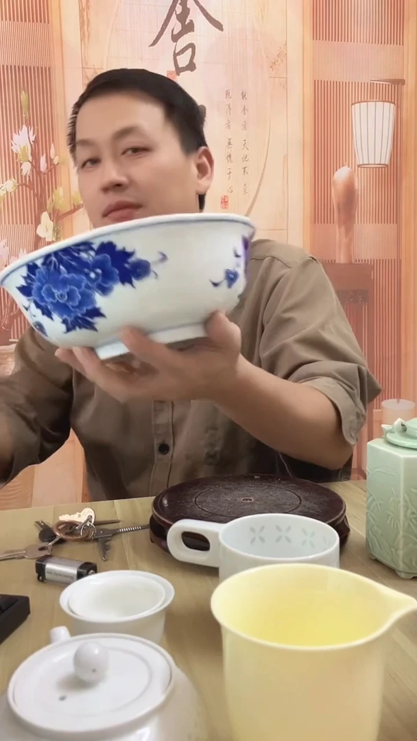 瓷流*飞带瑕 厂瓷8英寸青花碗1个