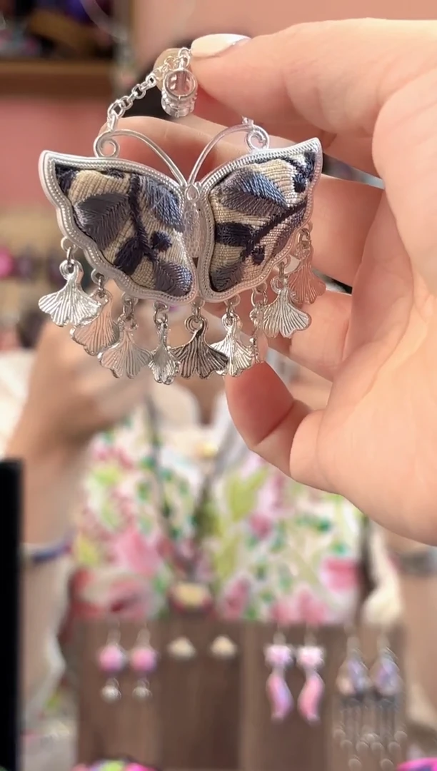 织绣艺枝独绣手工饰品358