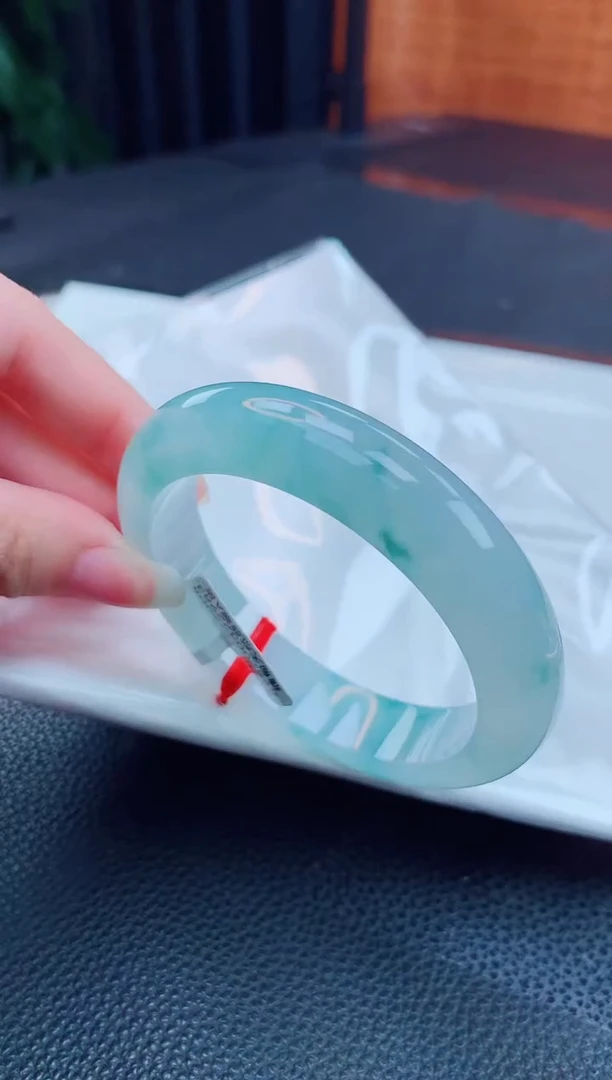 【闪购商品】翡翠手镯未镶嵌缅甸天然翡翠A货手镯