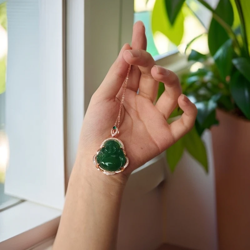 【抖音基地先验后发货带礼盒+标签】祖母绿吊坠项链Z109