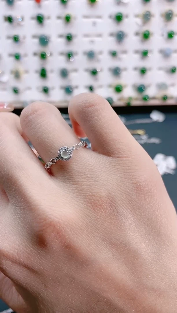 【闪购商品】翡翠戒指银S925镶嵌天然翡翠