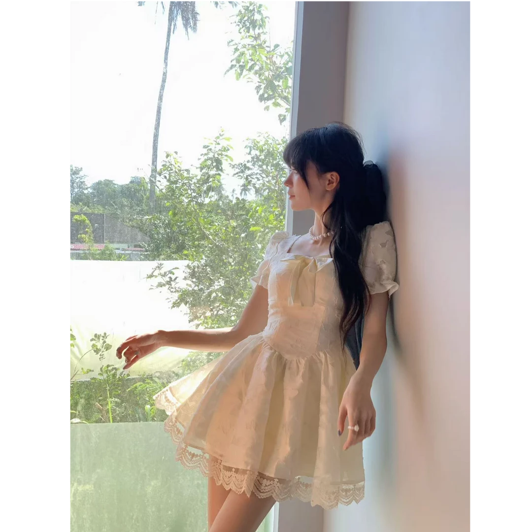 【QIANJIN】‘冰糖白梨’春夏度假法式显瘦收腰泡泡袖连衣裙QL8635