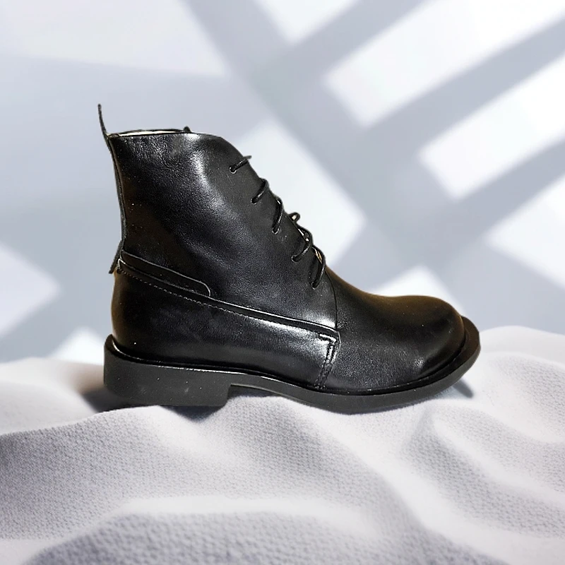 DS2210-2女款英伦风简约百搭真皮手工马丁靴