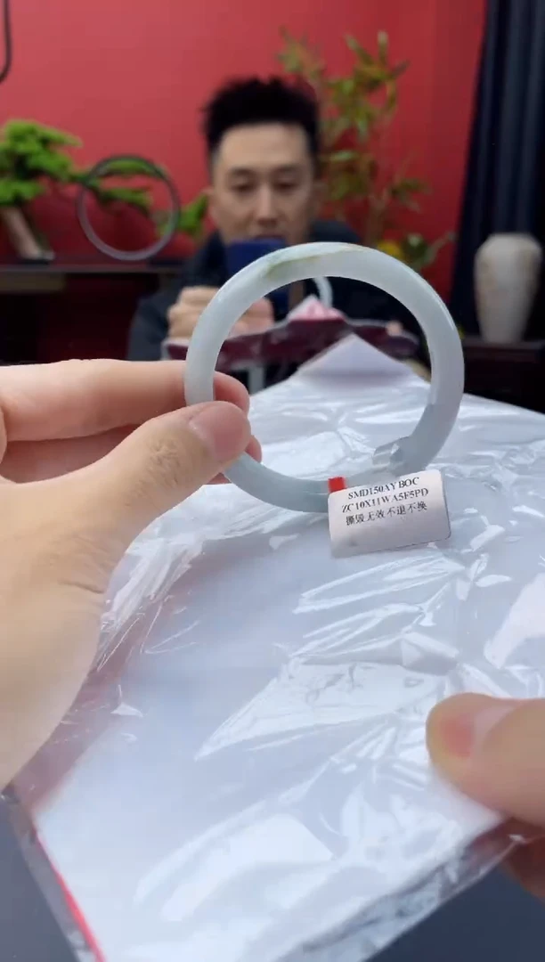 未镶嵌手镯翡翠10