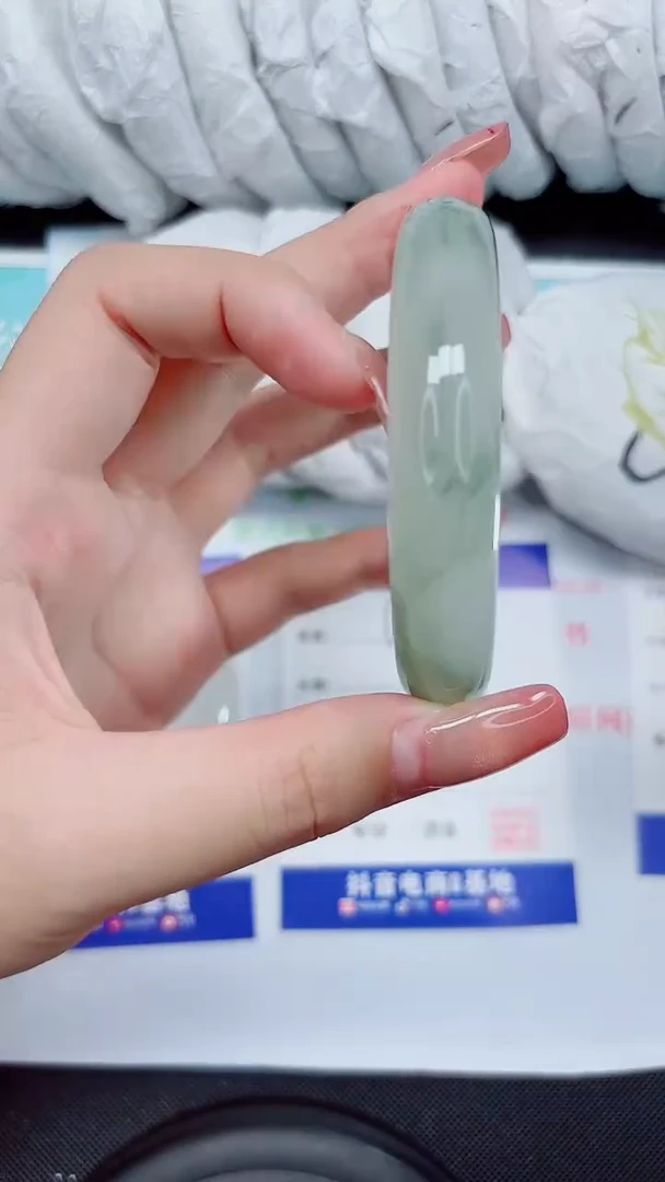 石英质玉手镯未镶嵌161-58