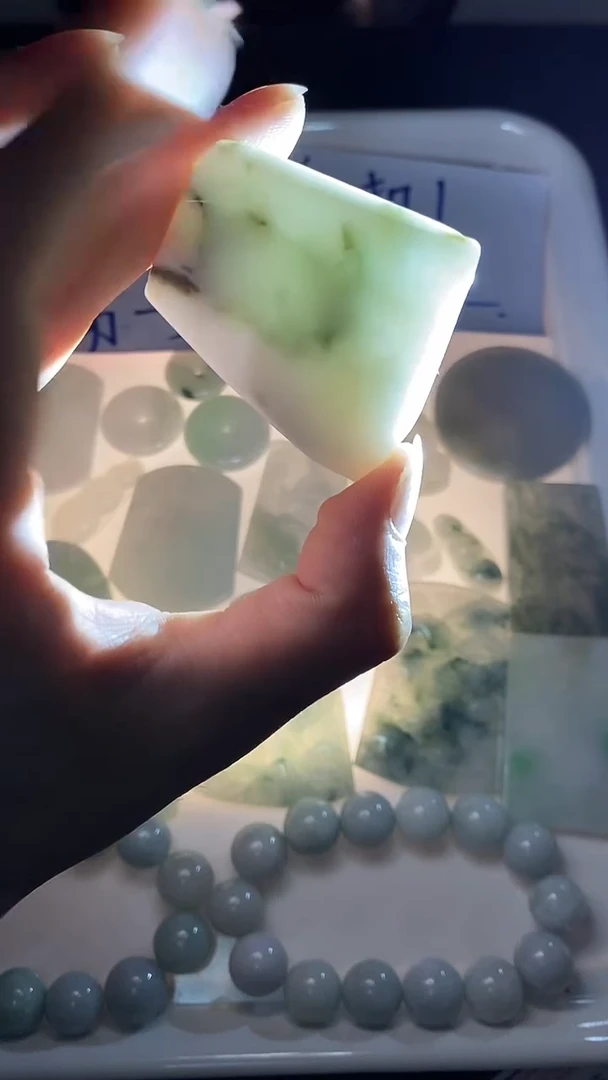 未镶嵌挂件翡翠天然缅货翡翠毛料