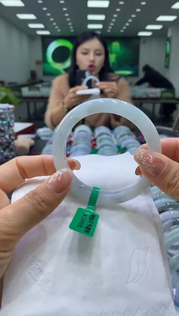 未镶嵌手镯翡翠00007652