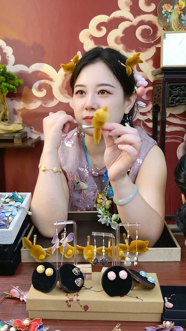 刺绣纯手工非遗绒花
