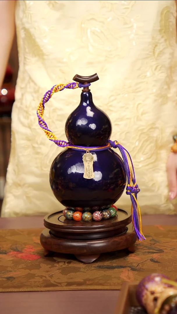 61  易林漂漆酒葫芦------199