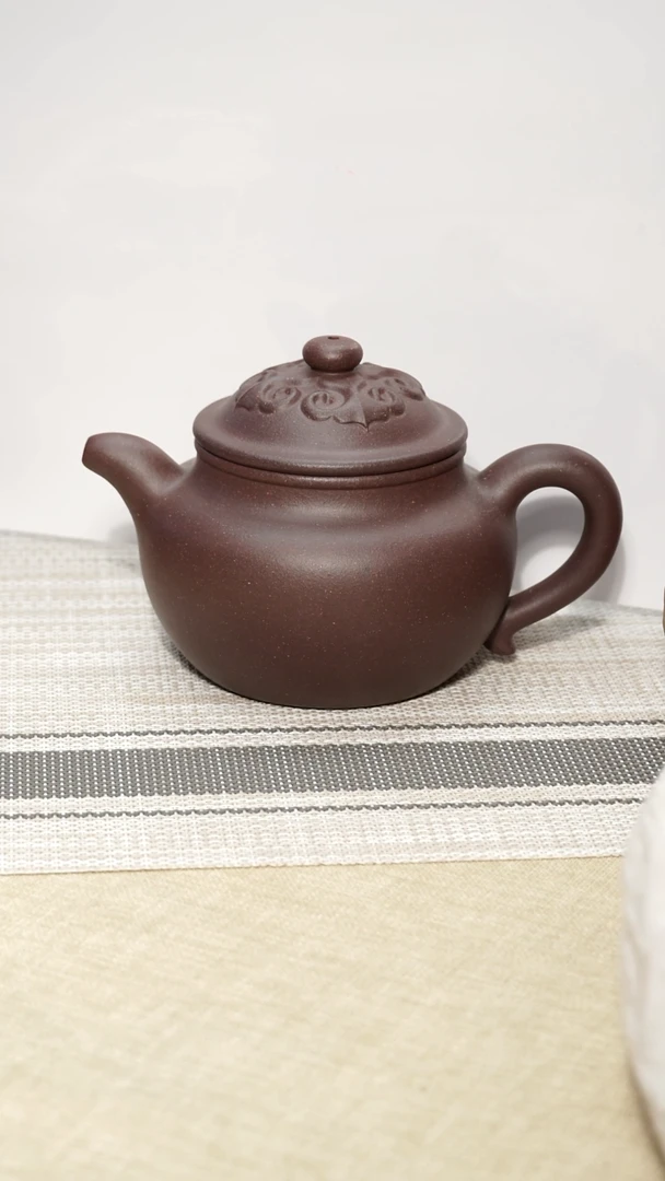 茶壶底槽青张*财底槽清如意莲子壶