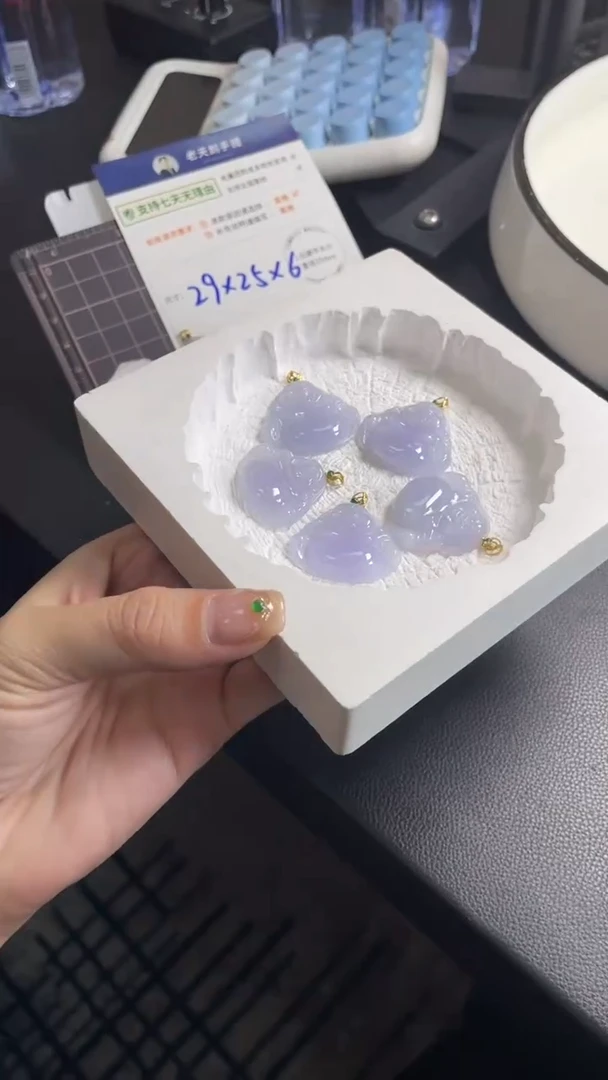 【闪购商品】翡翠颈饰18K金镶嵌翡翠佛公19/多样性发其一CP