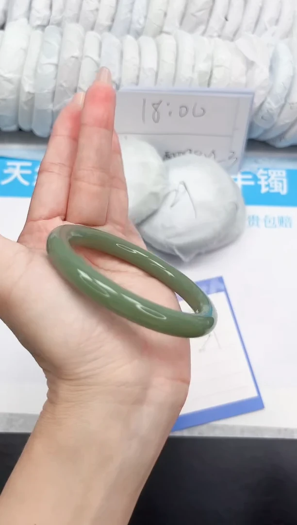 石英质玉手镯未镶嵌229-57HSYT