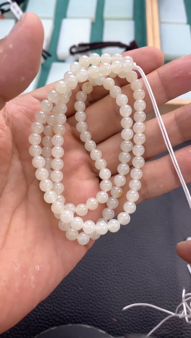 手链未镶嵌和田玉（糖玉）链子