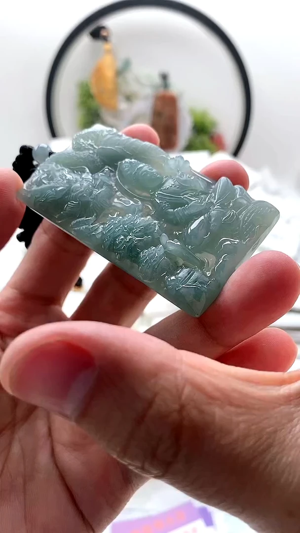 颈饰未镶嵌翡翠大势至