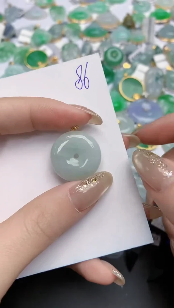 【闪购商品】翡翠颈饰18K金镶嵌天然缅甸翡翠A货