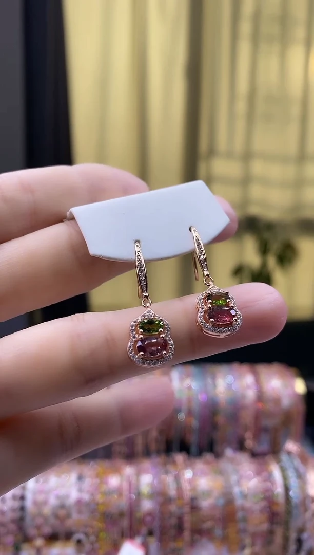 【闪购商品】碧玺耳钩银S925镶嵌5555555555