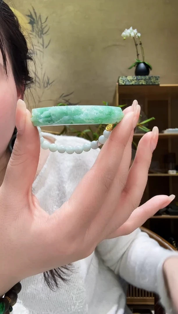 颈饰未镶嵌翡翠手牌