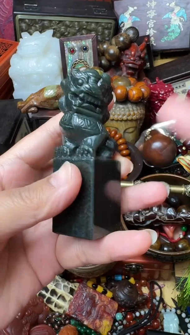 未镶嵌和田玉摆件主播推荐：一物一拍，讲解为准！