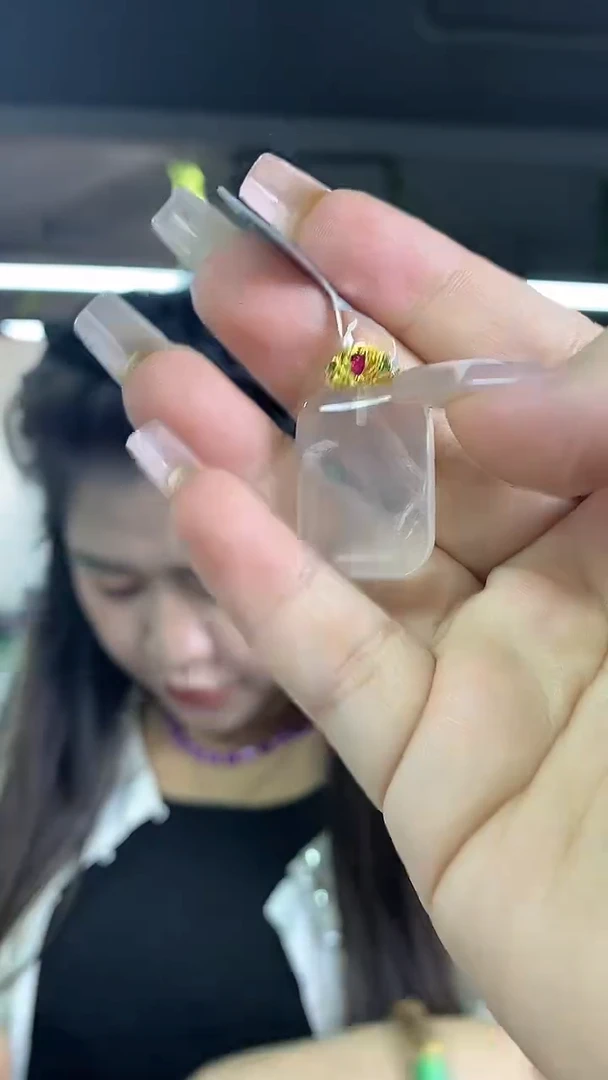 未镶嵌吊坠(不含链)水晶多样性发其一颜色微差