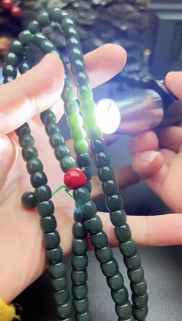 颈饰未镶嵌和田玉卡8直切沙枣青108颗长条