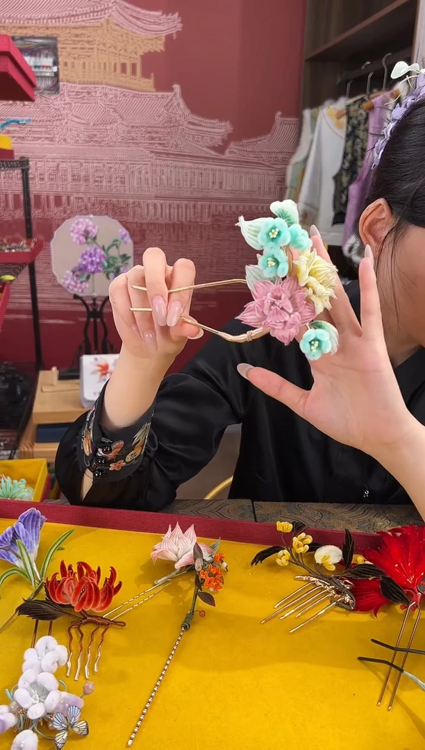 【闪购商品】刺绣 非遗绒花（发饰）