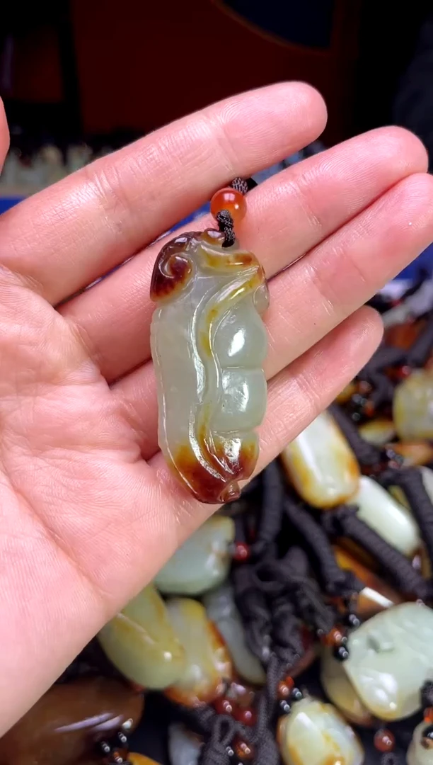 【闪购商品】和田玉颈饰未镶嵌1