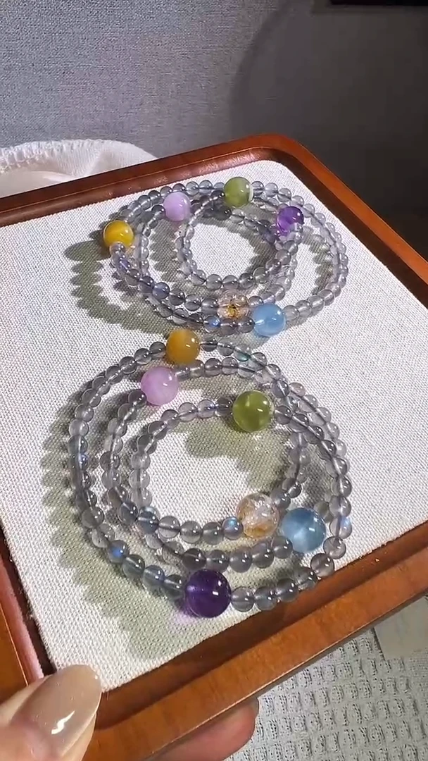 未镶嵌颈饰月光石蚂蚁家灰月光石手串 多样发其一