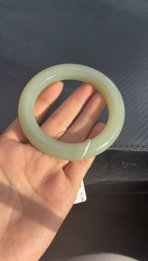 未镶嵌手镯和田玉（青白玉）且末近矿手镯58+微色差