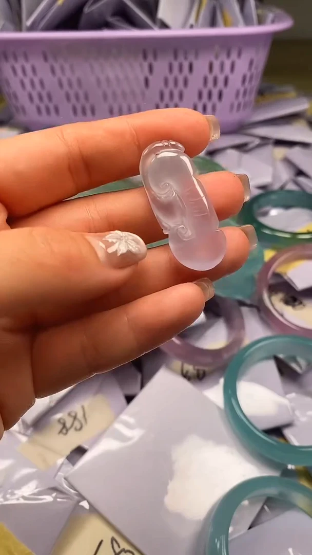 翡翠未镶嵌颈饰所见即所得（一物一拍）-34