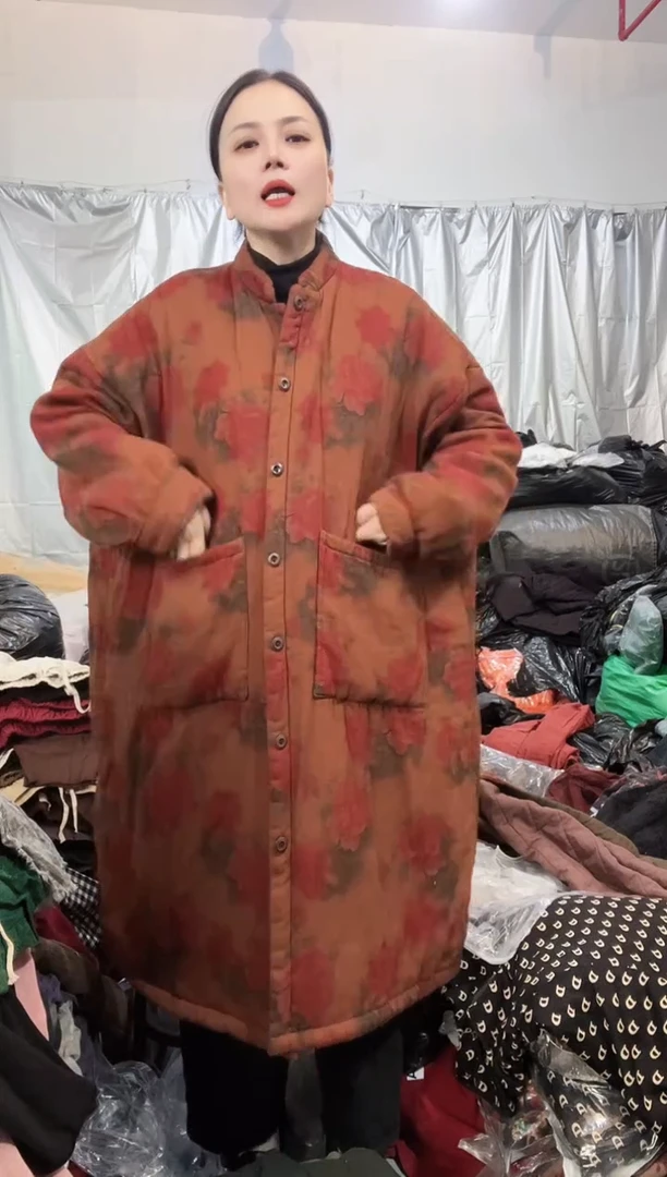长款棉衣咖色