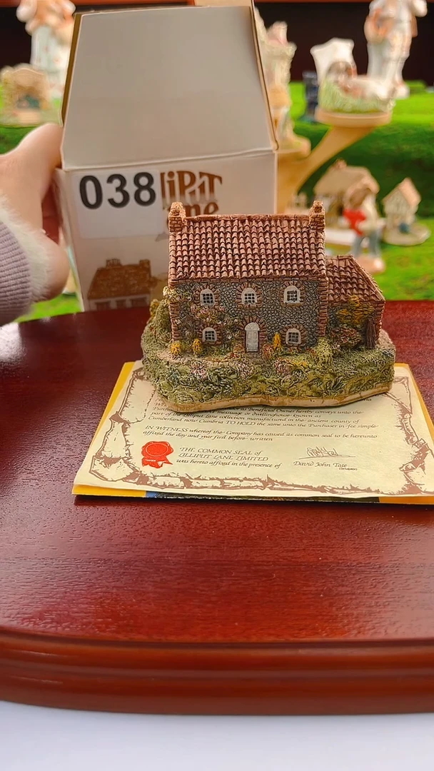 【闪购商品】紫砂茶宠Lilliput中古小房子038