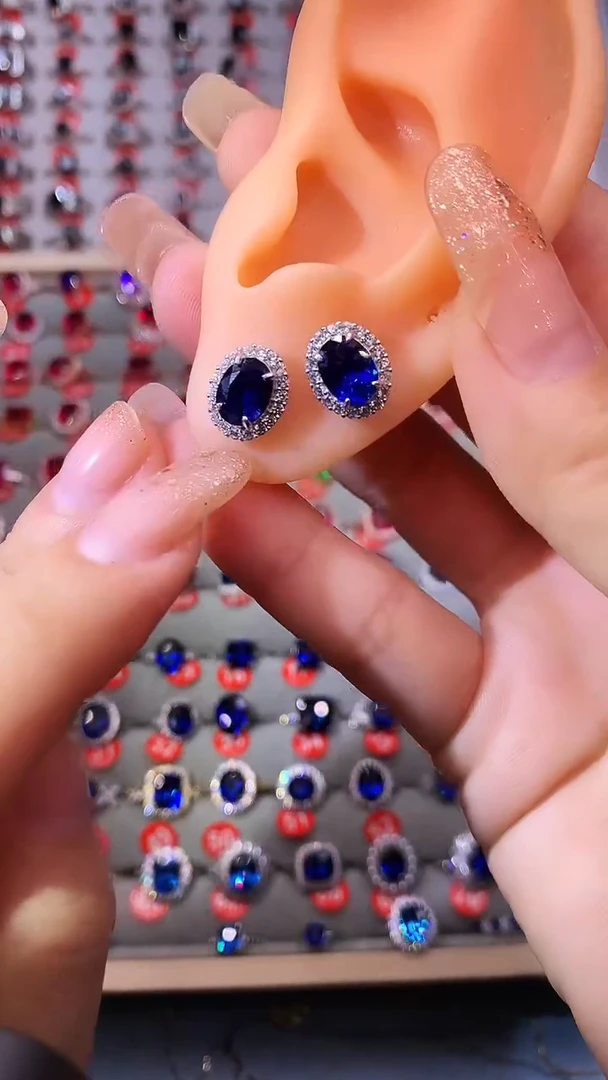 【闪购商品】蓝宝石耳饰银S925镶嵌1111111