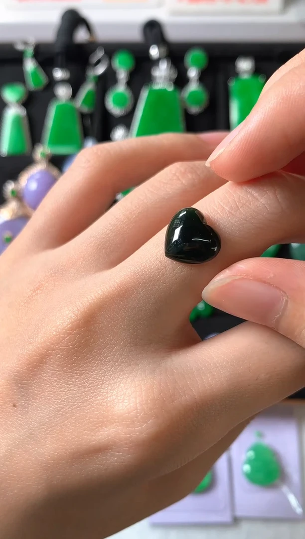 定制翡翠未镶嵌裸石（镶嵌定制）