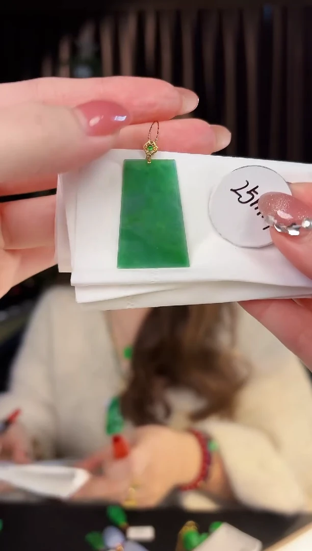 【闪购商品】翡翠颈饰18K金镶嵌缅料A货/支持复检/一件