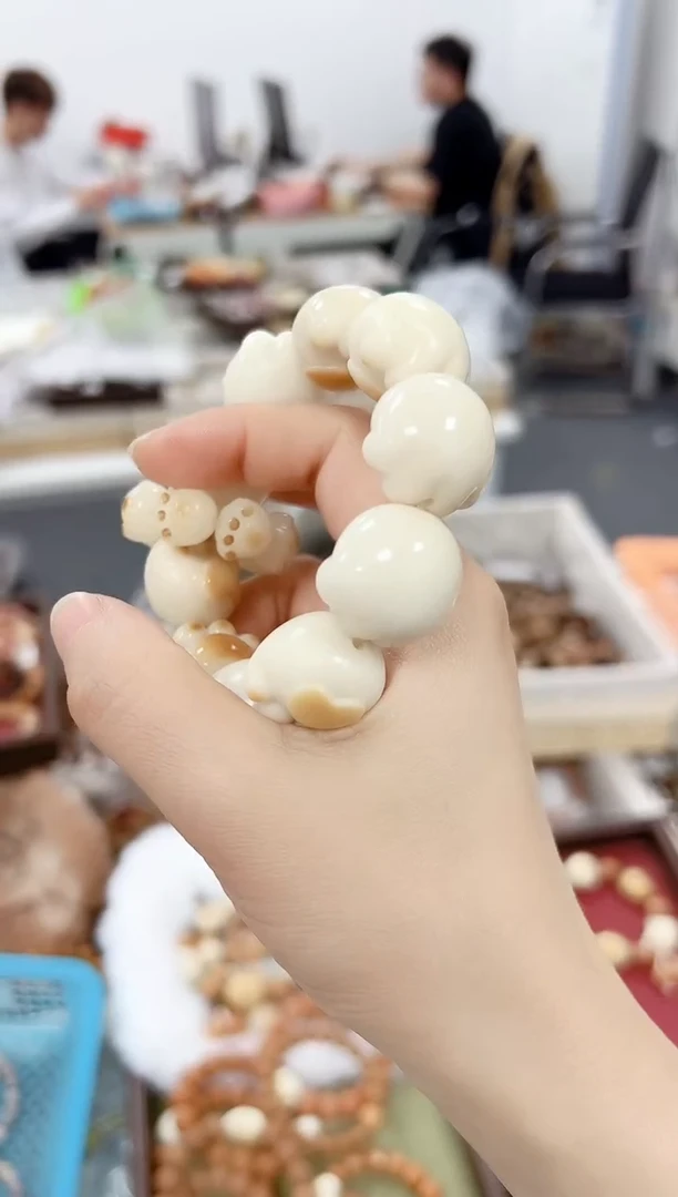 吊坠菩提根/象牙果象牙果猫爪