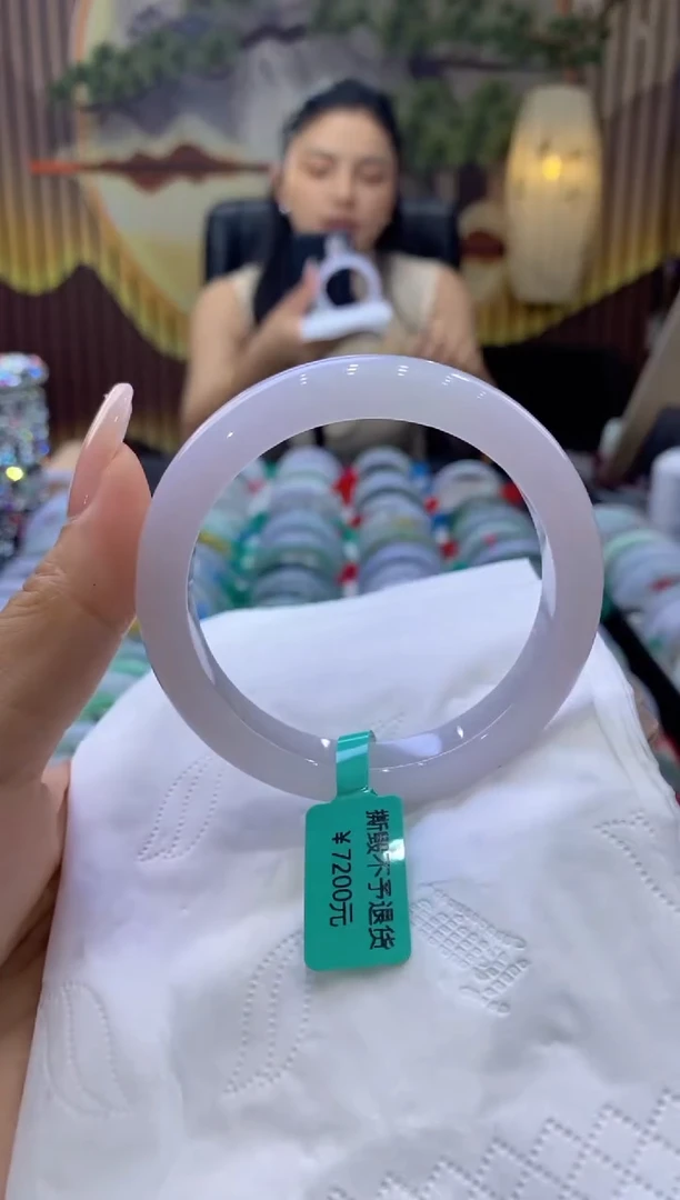 翡翠手镯未镶嵌000047