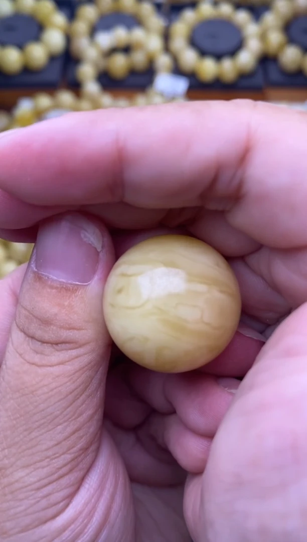 裸石琥珀未镶嵌 星筠珠宝优选85